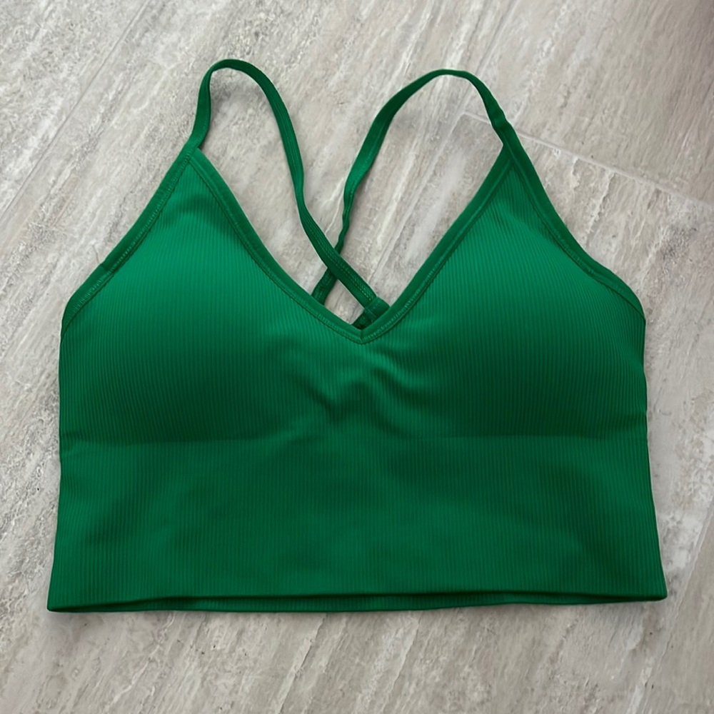 Never worn dicks sporting goods top, too small